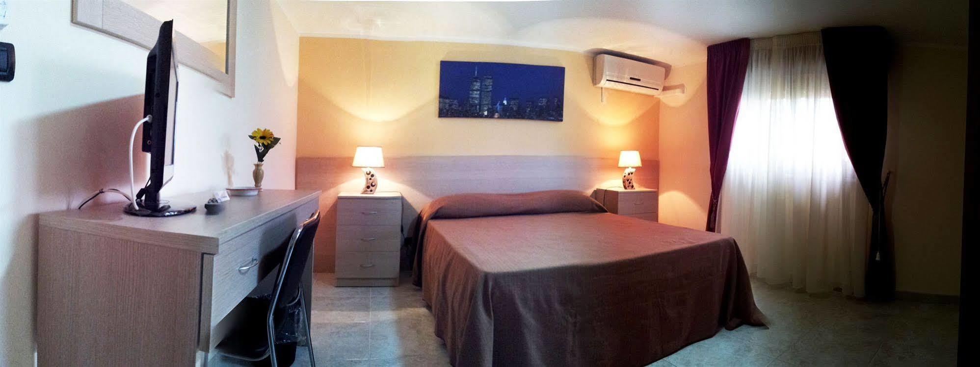 Cassiodoro Rooms Affittacamere Catanzaro Exterior foto